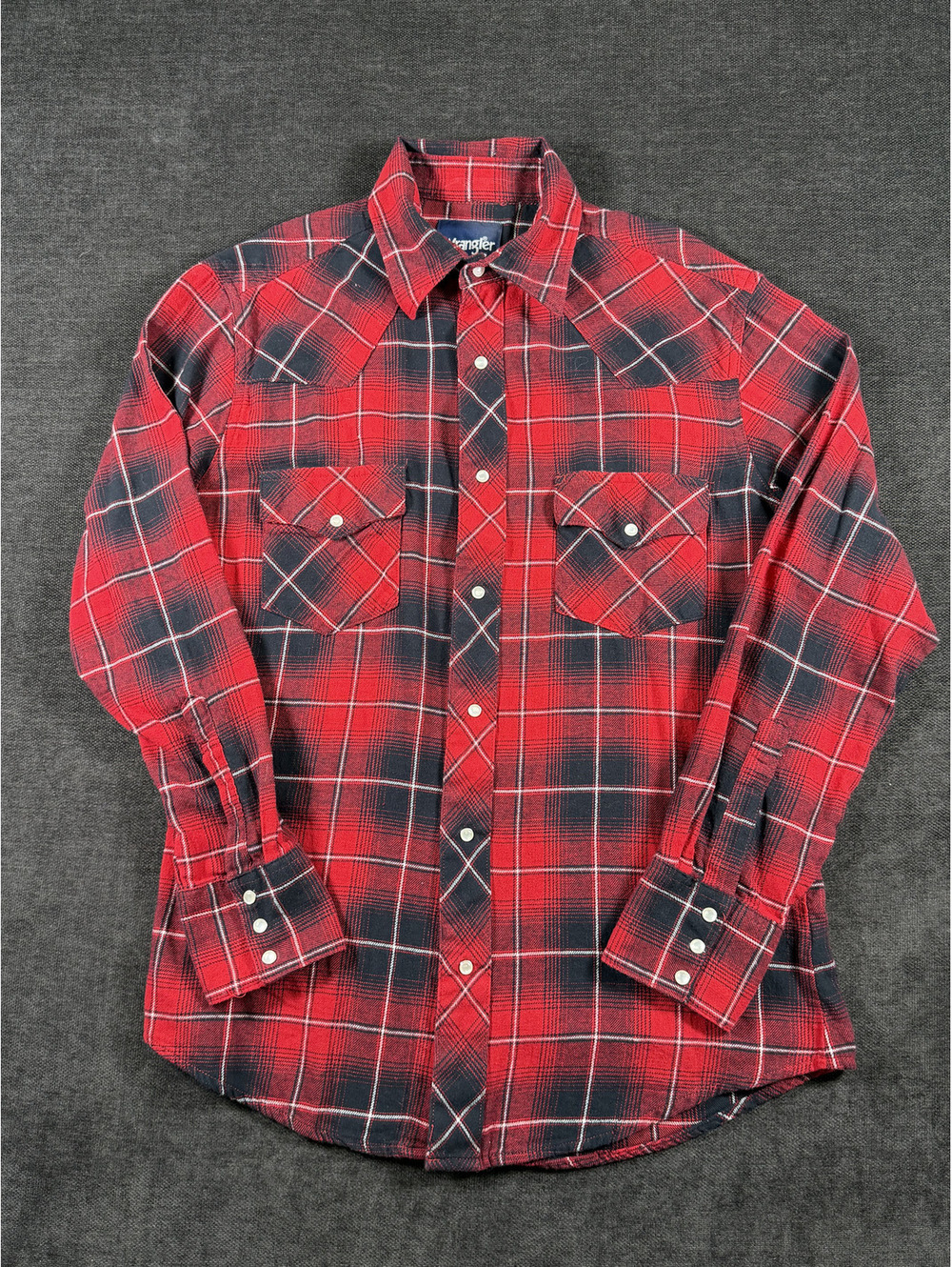 Wrangler Men's Red and Black Plaid Flannel Shirt Size M